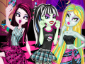 Гульня Monster High Vs. Disney Princesses Instagram Challenge 