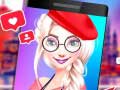 Гульня Princesses Travel Diaries Town Break